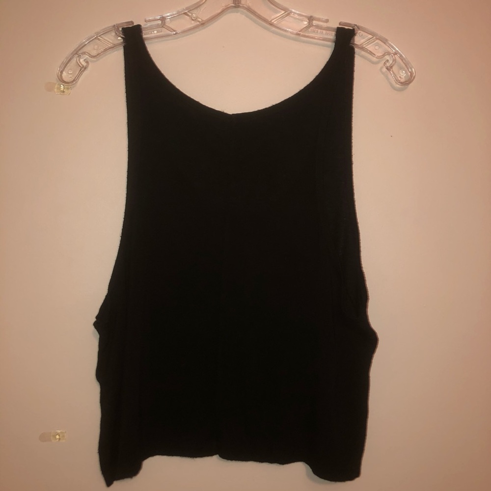 Brandy Melville Graphic Geometric Tank - Picture 2 of 4